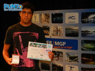 Surfistas marplatenses distinguidos | 