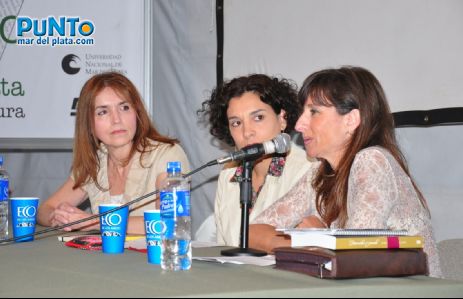 La novela romántica histórica pasó por la Feria del Libro | 