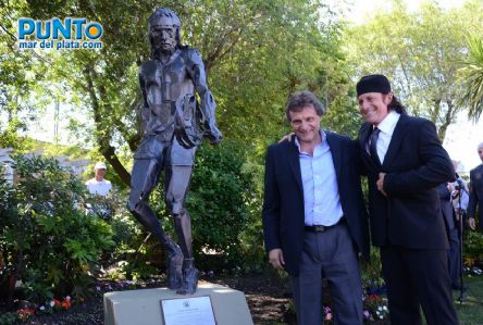 Una escultura para Guillermo Vilas | 