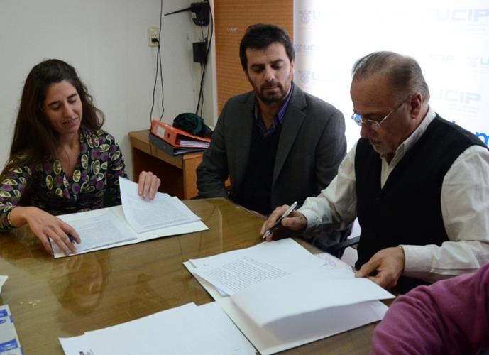 Buscan capacitar a comerciantes en atención a Adultos Mayores | 