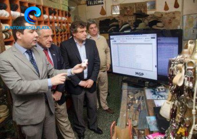 Primeros Botones Antipático para comercios de la ciudad | 