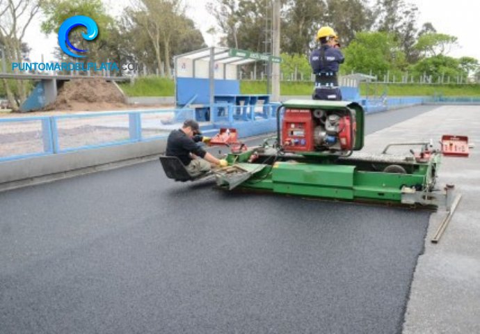 Instalación de la nueva cancha de Hockey | 