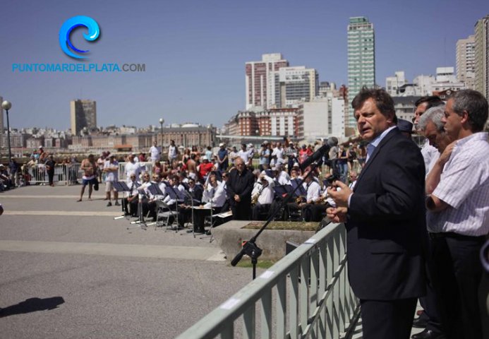 Inauguran la temporada de verano 2013/14 | 