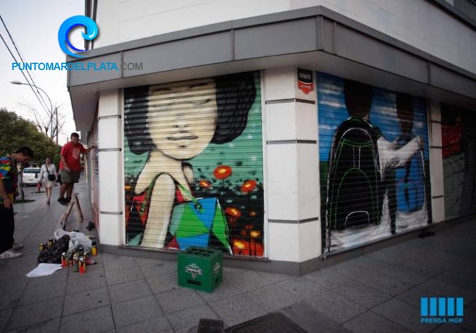 Artistas marplatenses embellecen los frentes del Paseo San Juan | 