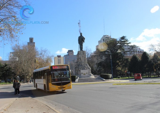 El domingo 25 el transporte público será gratuito | 