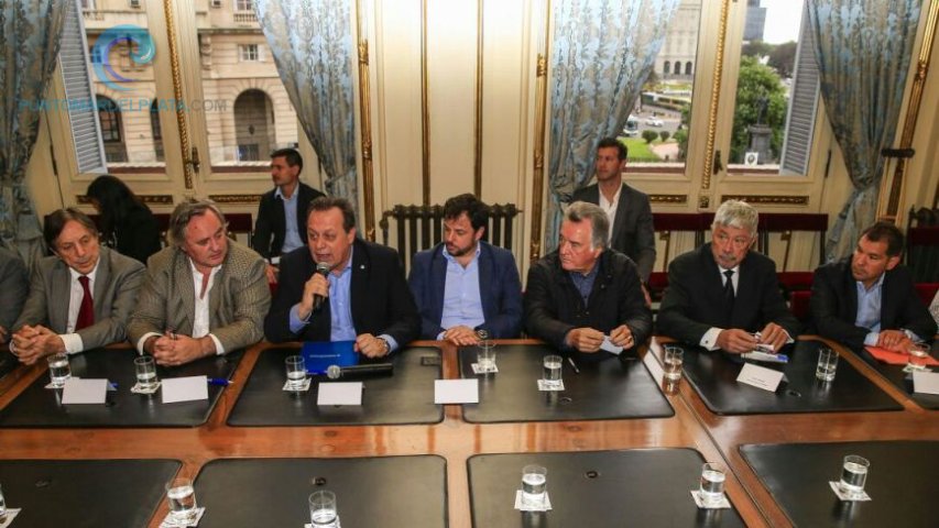 Acuerdo público-privado para una buena temporada en la costa | 