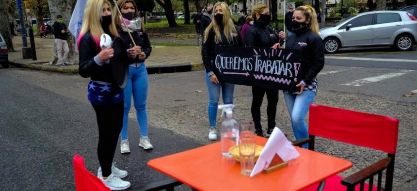 Gastronómicos piden por la reapertura | 